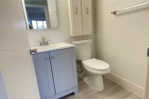 13455 SW 3rd St, Pembroke Pines, FL 33027 - Photo 13