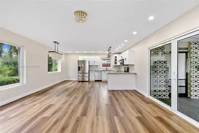 1507 Harding St, Hollywood, FL 33020 - Photo 9