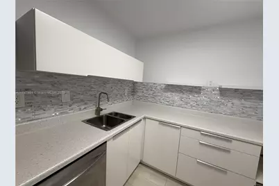 3731 N Country Club Dr #222, Aventura, FL 33180 - Photo 17