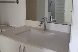 1750 N Bayshore Dr, Miami, FL 33132 - Photo 11