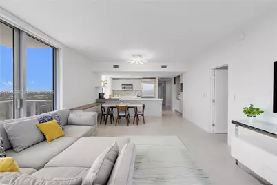 16385 Biscayne Blvd #1221, North Miami Beach, FL 33160 - Photo 25