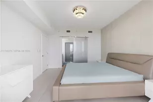 16385 Biscayne Blvd, North Miami Beach, FL 33160 - Photo 31