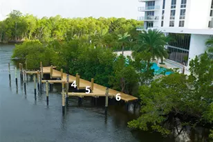 16385 Biscayne Blvd, North Miami Beach, FL 33160 - Photo 9