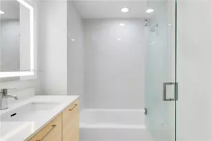 16385 Biscayne Blvd, North Miami Beach, FL 33160 - Photo 43
