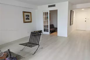 [Address not provided], Hallandale Beach, FL 33009 - Photo 3