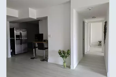 [Address not provided], Hallandale Beach, FL 33009 - Photo 5