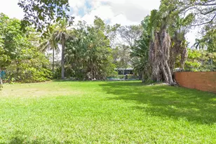 11701 W Biscayne Canal Rd, Miami, FL 33161 - Photo 7