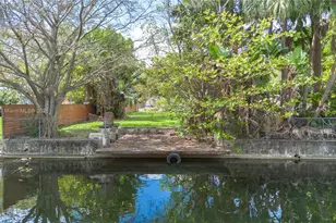 11701 W Biscayne Canal Rd, Miami, FL 33161 - Photo 11