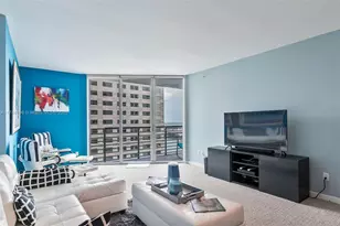 335 S Biscayne Blvd, Miami, FL 33131 - Photo 11