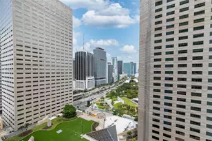 335 S Biscayne Blvd, Miami, FL 33131 - Photo 17