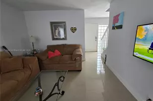 8485 SW 156th Pl, Miami, FL 33193 - Photo 9