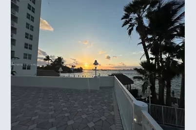 10350 W Bay Harbor Dr #6V, Bay Harbor Islands, FL 33154 - Photo 31