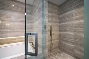 18975 Collins Ave, Sunny Isles Beach, FL 33160 - Photo 19