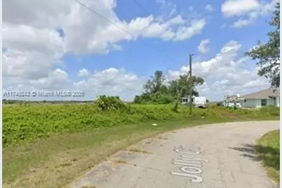 7025 Jolly Circle, Labelle, FL 33935 - Photo 5