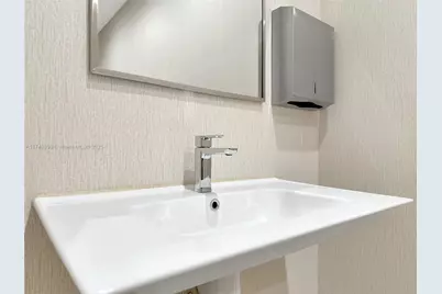 6700 NE 2nd Ct #4, Miami, FL 33138 - Photo 17
