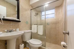 21250 NE 23rd Ave, Miami, FL 33180 - Photo 19