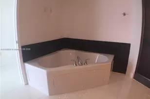 16699 Collins Ave, Sunny Isles Beach, FL 33160 - Photo 11