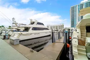 17111 Biscayne Blvd, North Miami Beach, FL 33160 - Photo 39