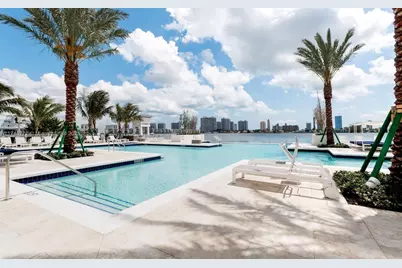 17111 Biscayne Blvd #2001, North Miami Beach, FL 33160 - Photo 33