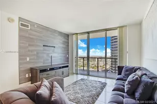 1750 N Bayshore Dr, Miami, FL 33132 - Photo 13