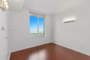 335 S Biscayne Blvd, Miami, FL 33131 - Photo 31