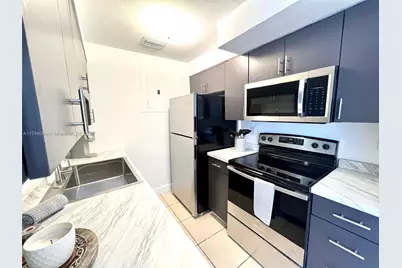 1185 Marseille Dr #205, Miami Beach, FL 33141 - Photo 9