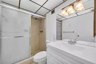 5860 NW 44th St, Lauderhill, FL 33319 - Photo 31