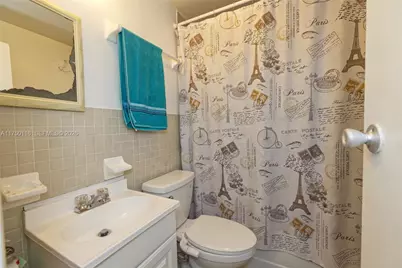 10745 Westwood Lake Dr, Miami, FL 33165 - Photo 31