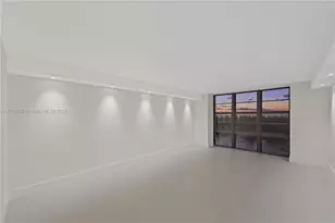 5500 Collins Ave, Miami Beach, FL 33140 - Photo 35