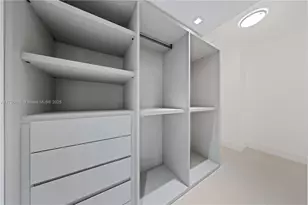 5500 Collins Ave, Miami Beach, FL 33140 - Photo 17