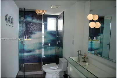 1100 West Ave #916, Miami Beach, FL 33139 - Photo 9