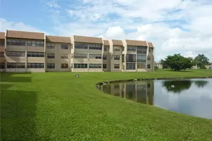 10123 Sunrise Lakes Blvd, Sunrise, FL 33322 - Photo 31