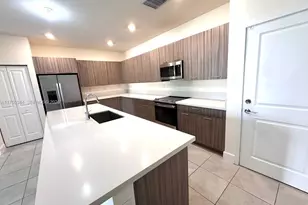 4621 NW 83rd Path, Doral, FL 33166 - Photo 7