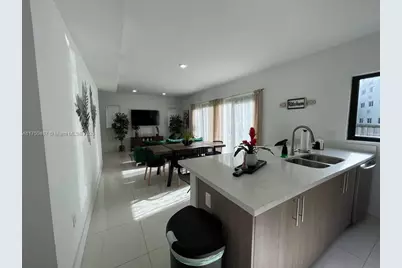 302 NW 11th Ct, Florida City, FL 33034 - Photo 13