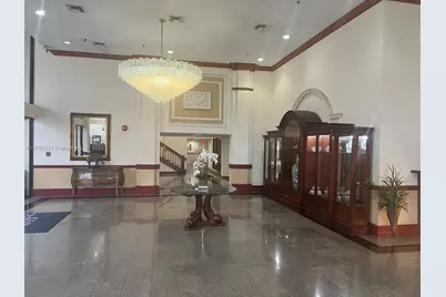 7601 E Treasure Dr #1006, North Bay Village, FL 33141 - Photo 11