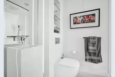 300 S Biscayne Blvd #L-1012, Miami, FL 33131 - Photo 25