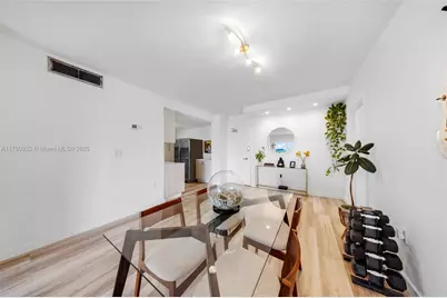 300 Bayview Dr #1614, Sunny Isles Beach, FL 33160 - Photo 9