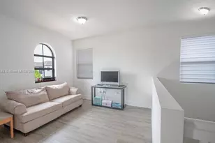 9776 W 34th Ave, Hialeah, FL 33018 - Photo 43