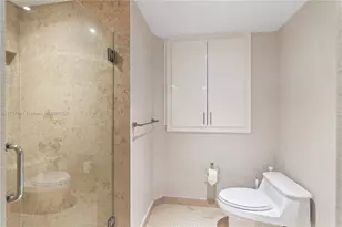 4779 Collins Ave, Miami Beach, FL 33140 - Photo 27