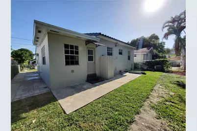 70 NW 33rd St, Miami, FL 33127 - Photo 45