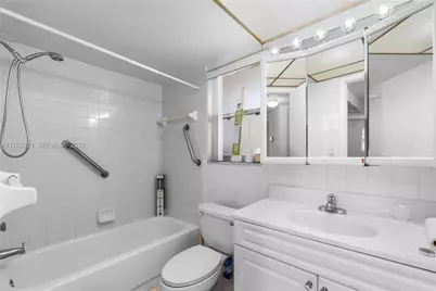 8450 Sunrise Lakes Blvd #306, Sunrise, FL 33322 - Photo 19