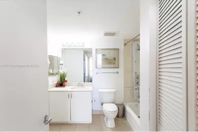 1750 N Bayshore Dr #4809, Miami, FL 33132 - Photo 15