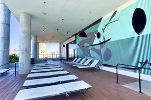 398 NE 5th St, Miami, FL 33132 - Photo 25