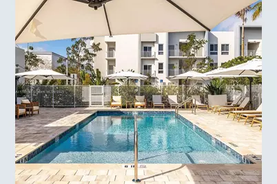 618 NE 2nd St #303, Dania Beach, FL 33004 - Photo 1