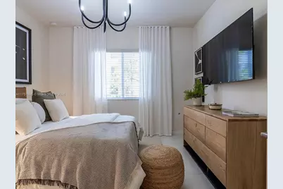 618 NE 2nd St #303, Dania Beach, FL 33004 - Photo 5