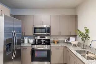 618 NE 2nd St, Dania Beach, FL 33004 - Photo 3