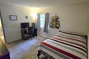 7050 NW 44th St, Lauderhill, FL 33319 - Photo 13