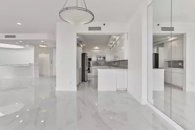 2000 Island Blvd #PH-5, Aventura, FL 33160 - Photo 13