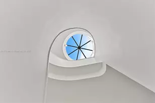 2000 Island Blvd, Aventura, FL 33160 - Photo 19