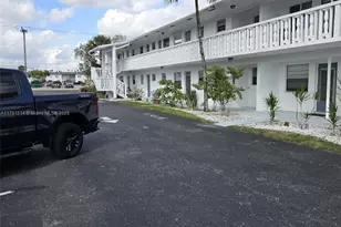 6560 Winfield Blvd, Margate, FL 33063 - Photo 1